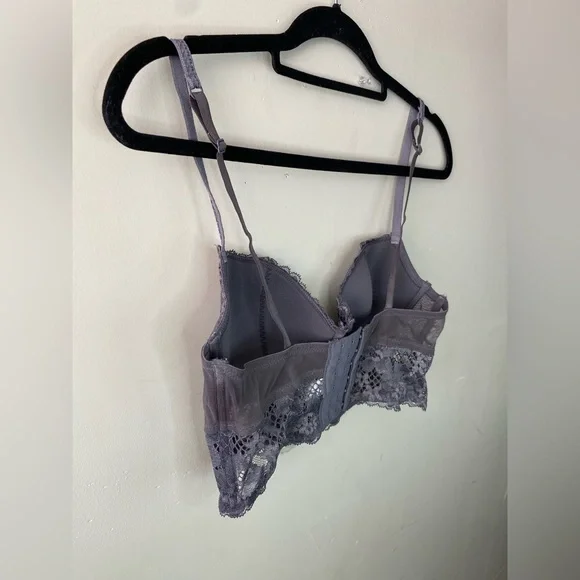 ADORE ME Pacchi Contour 32D - Picture 6 of 10